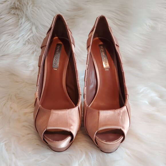 BCBGMAXAZRIA Pink Satin Peep Toe Pumps SZ 8.5 - Picture 5 of 14